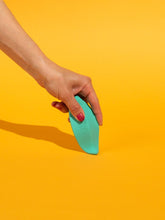 Load image into Gallery viewer, Romp Wave Vibrator