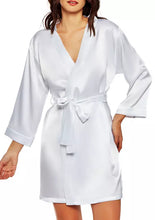 Load image into Gallery viewer, IC 7893 Satin Robe
